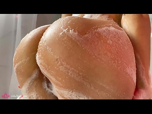 ❤️ Brunette onanerer fitte med vibrator til intens orgasme i dusjen ❤ Hard porno på porno no.niceporn-tv.ru ☑